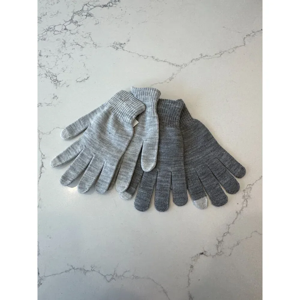 NWOT Magic Knit Gloves Touchscreen Gray 2 Pack